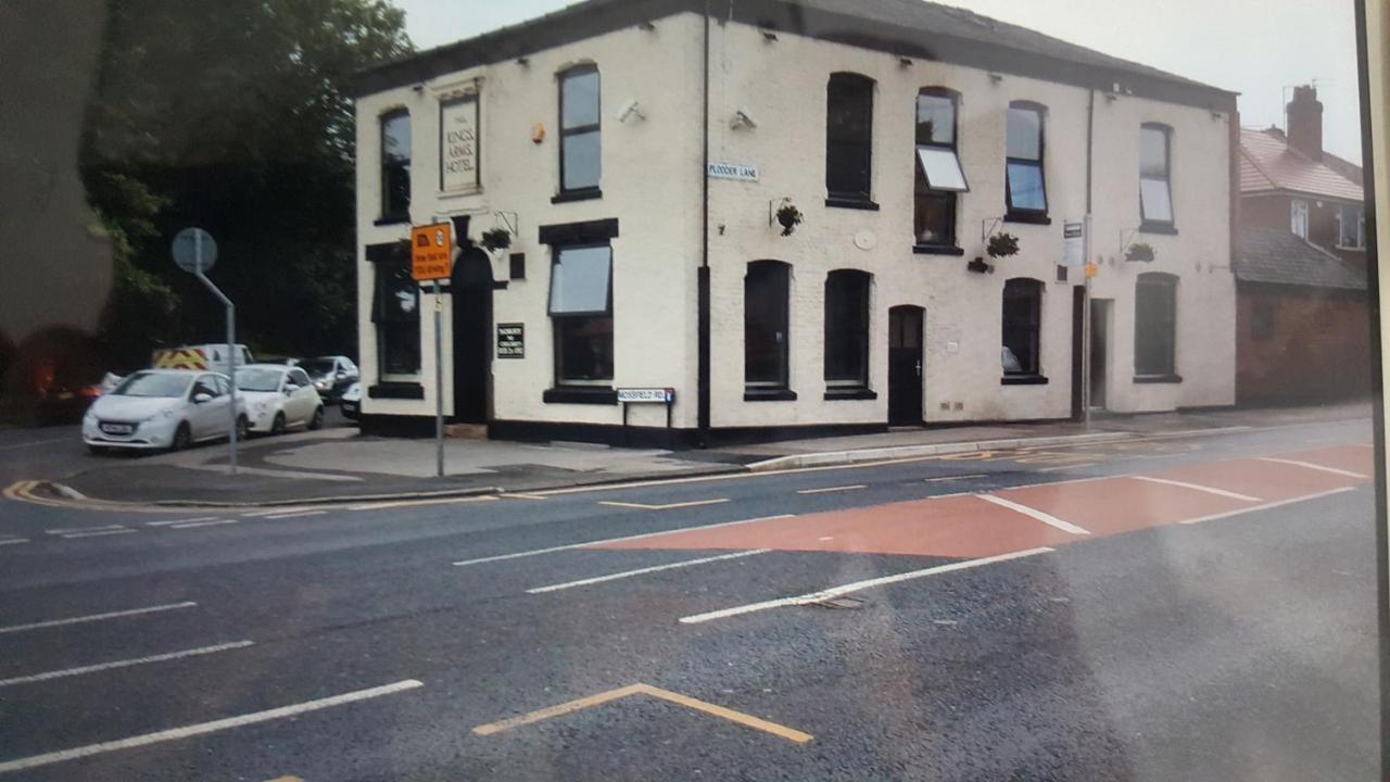 Kings Arms Hotel Farnworth Eksteriør billede